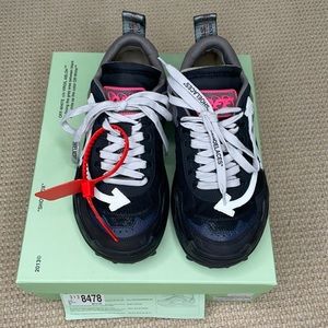Authentic Off-White Black White Sneakers WomenSz:8